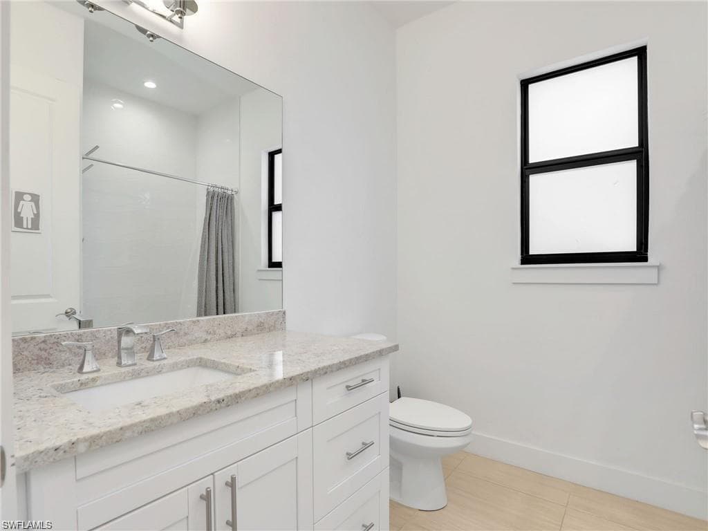 291 10th St SE, Naples, FL 34117-27