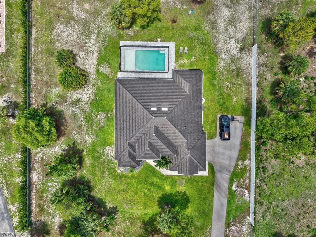 291 10th St SE, Naples, FL 34117-43