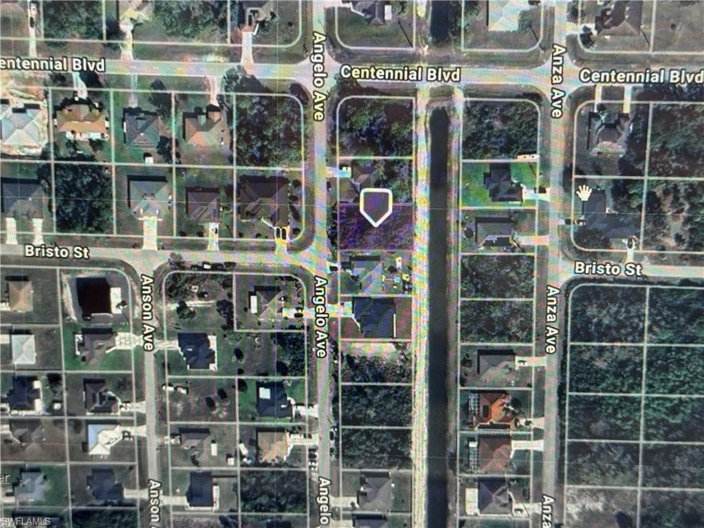 1028 Angelo Ave, Lehigh Acres, FL 33971-1