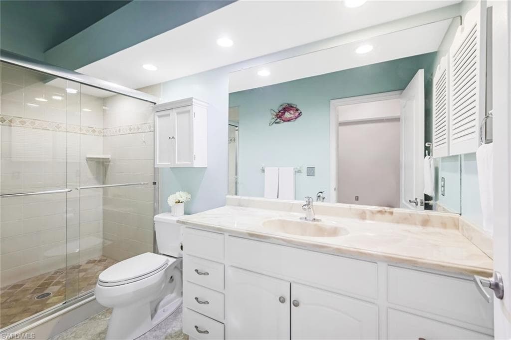 205 Deerwood Cir 103, Naples, FL 34113-14