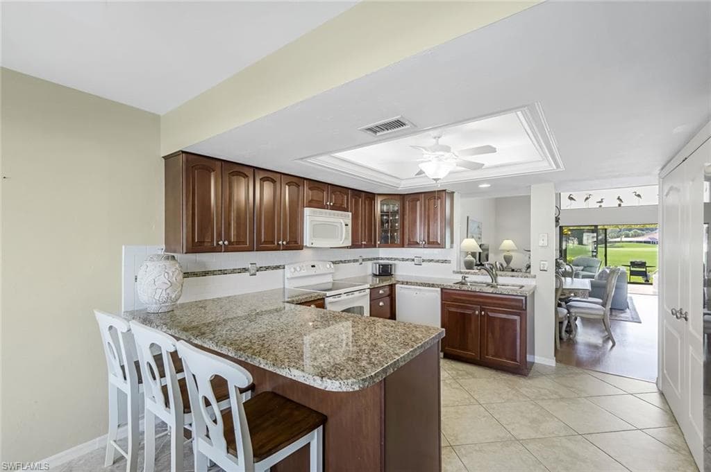205 Deerwood Cir 103, Naples, FL 34113-6