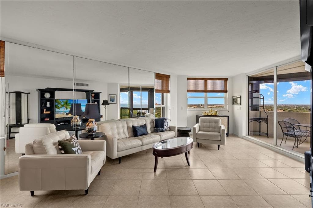 6001 Pelican Bay Blvd 1205, Naples, FL 34108-3