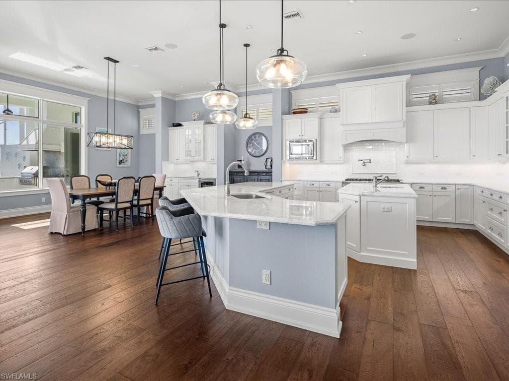 5801 Cape Hickory Ct, Bonita Springs, FL 34134-17