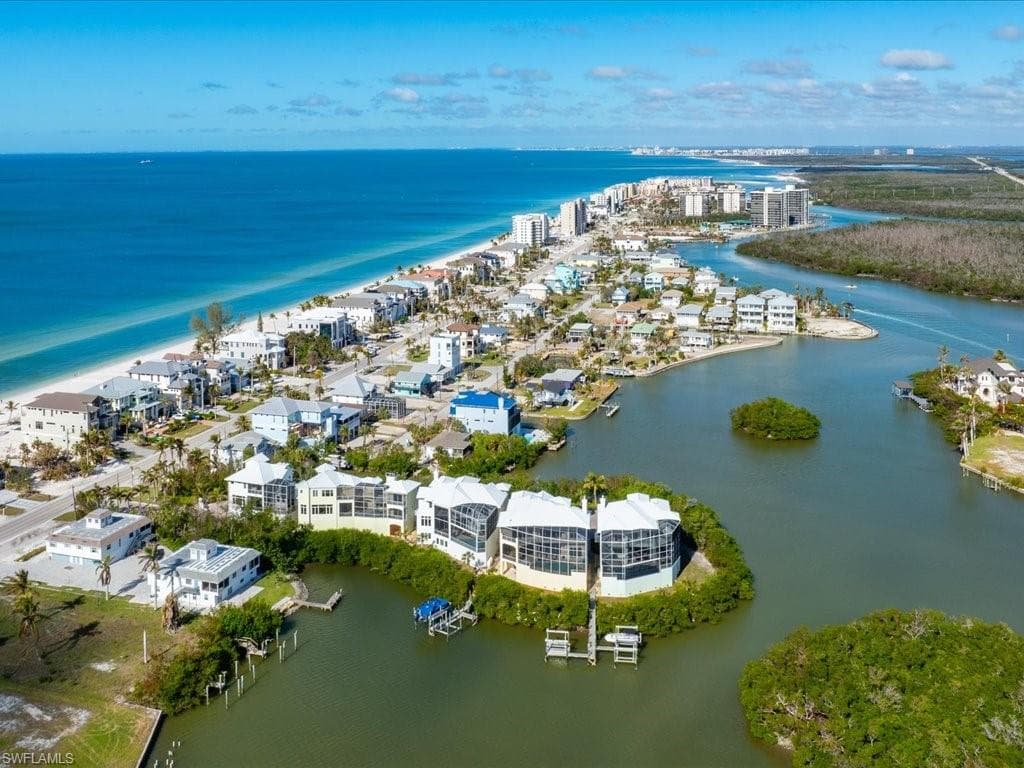 5801 Cape Hickory Ct, Bonita Springs, FL 34134-50