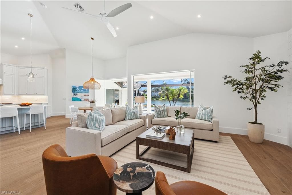 8338 Tuliptree Pl, Naples, FL 34113-3