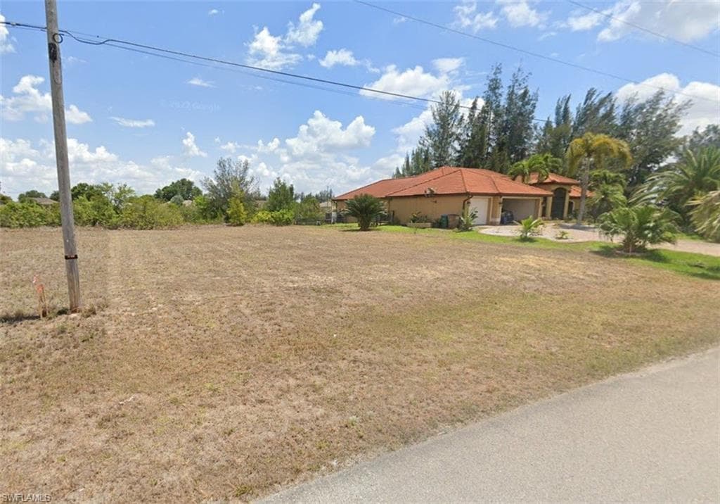 919 1st Ave, Cape Coral, FL 33909-2