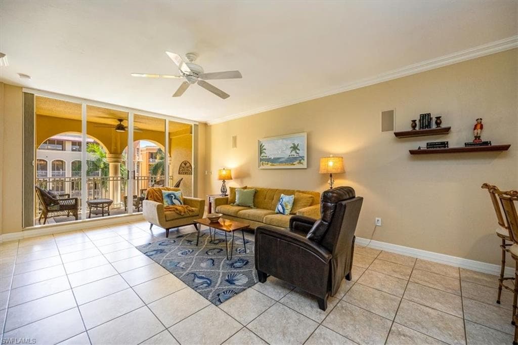 410 Bayfront Pl 2407, Naples, FL 34102-8