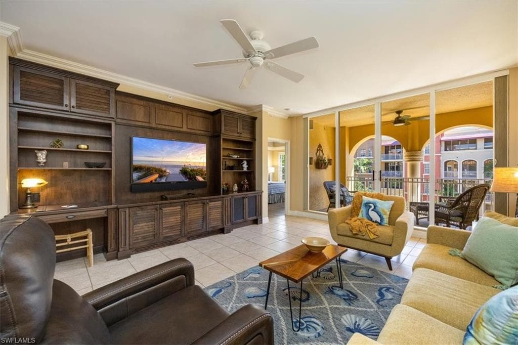 410 Bayfront Pl 2407, Naples, FL 34102-1