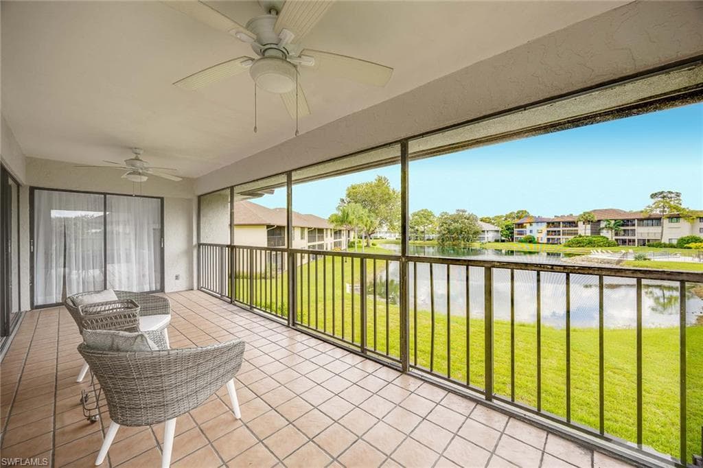 300 Misty Pines Cir C202, Naples, FL 34105-21