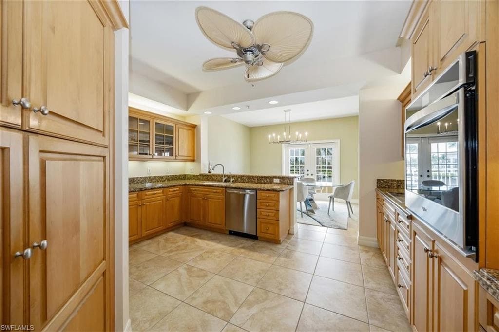 451 Bayfront Pl 5207, Naples, FL 34102-9
