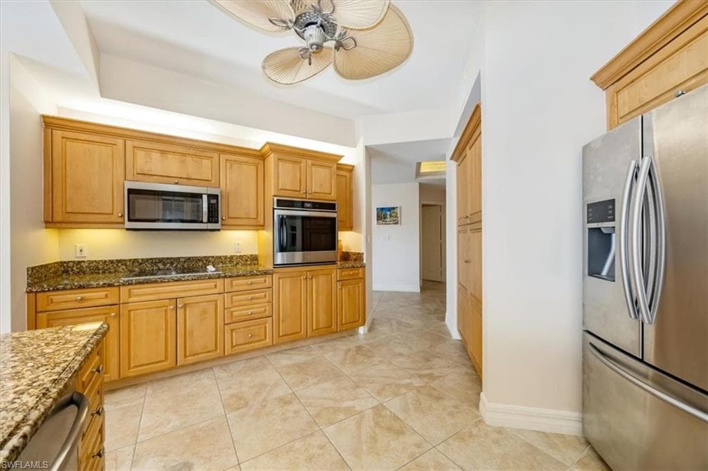 451 Bayfront Pl 5207, Naples, FL 34102-10