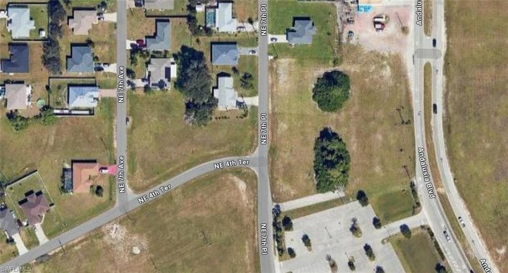 503 7th Pl, Cape Coral, FL 33909-4