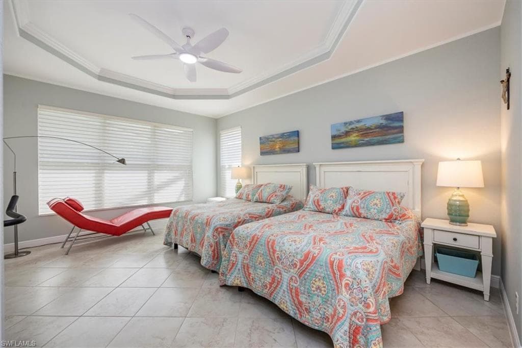 7831 Martino Cir, Naples, FL 34112-16