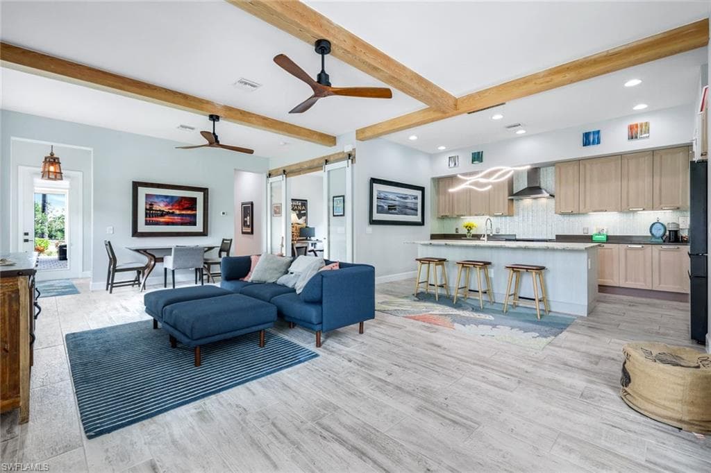 14131 Nautica Ct, Naples, FL 34114-8
