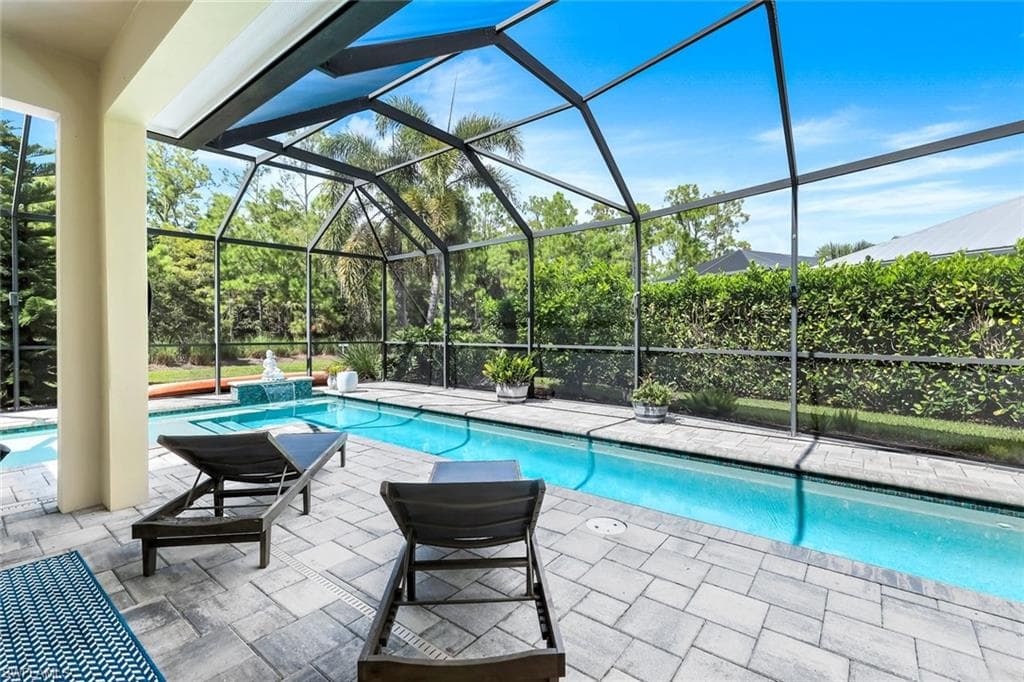 14131 Nautica Ct, Naples, FL 34114-3