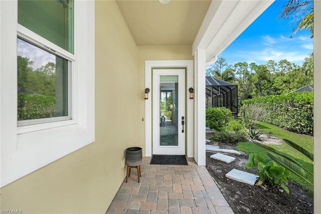 14131 Nautica Ct, Naples, FL 34114-4
