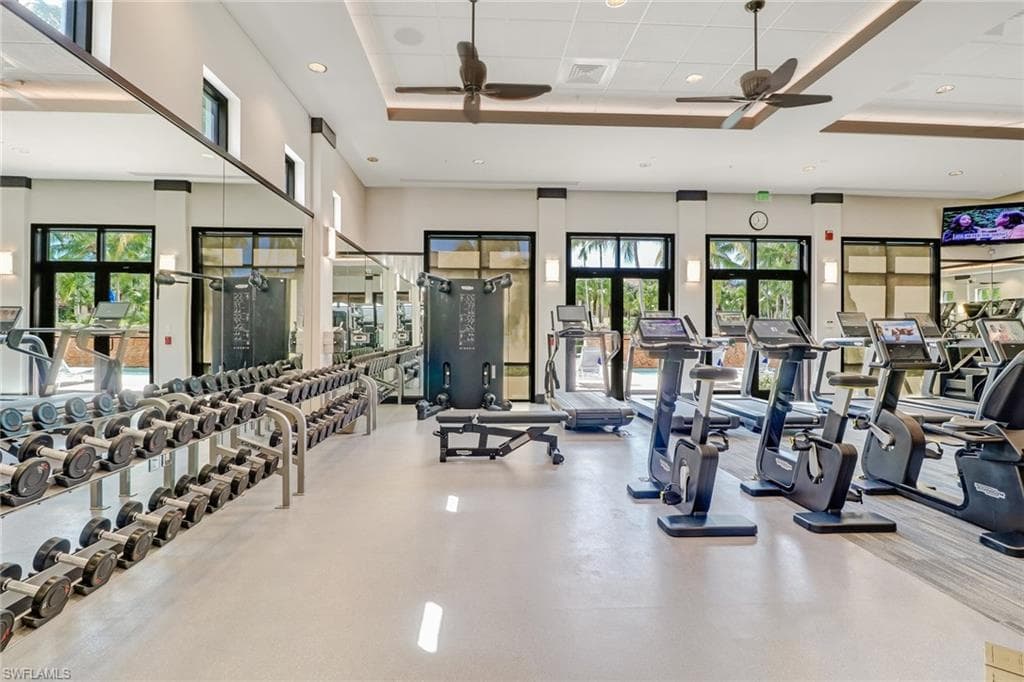 1540 5th Ave S 303d, Naples, FL 34102-38