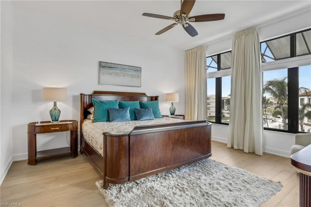1540 5th Ave S 303d, Naples, FL 34102-5