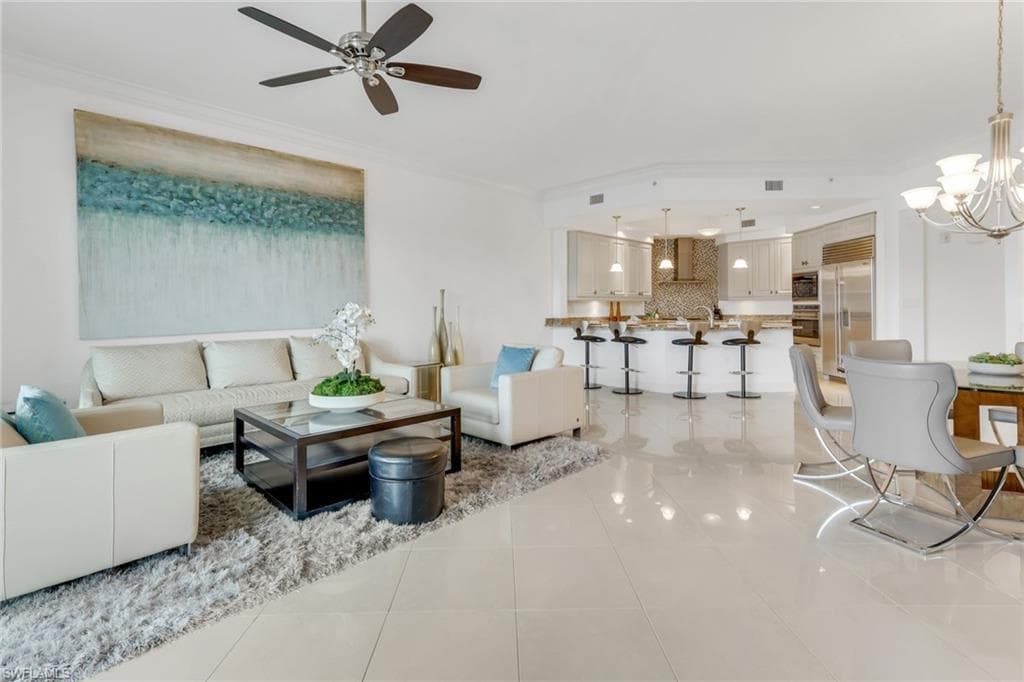 1540 5th Ave S 303d, Naples, FL 34102-7