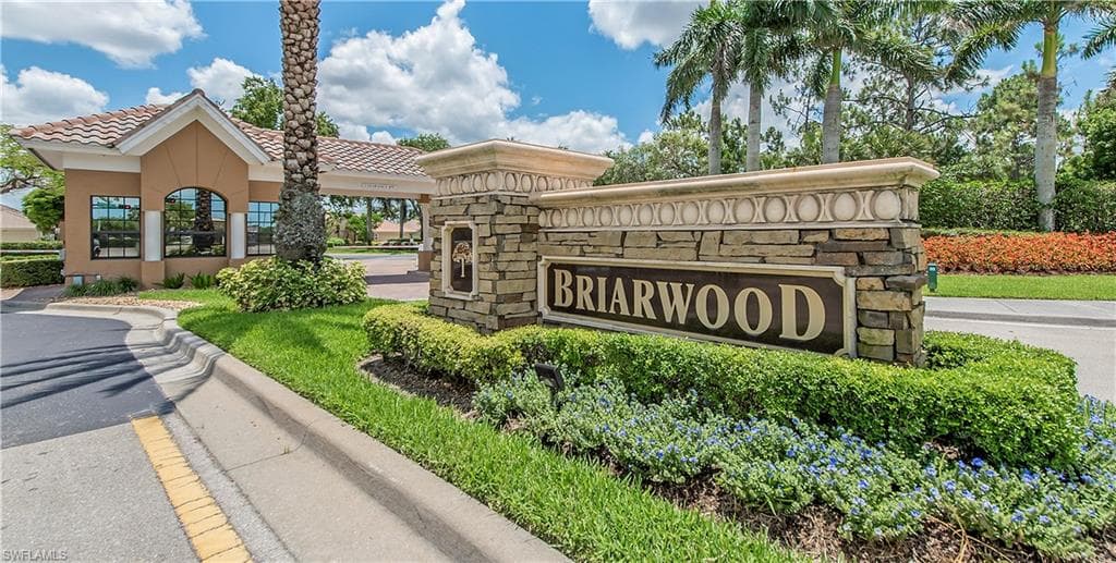 2050 Terrazzo Ln, Naples, FL 34104-26