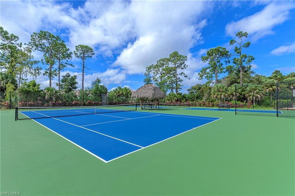 2050 Terrazzo Ln, Naples, FL 34104-32