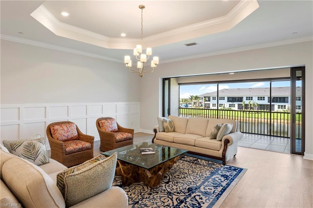 15328 Lucerna St 202, Naples, FL 34114-8