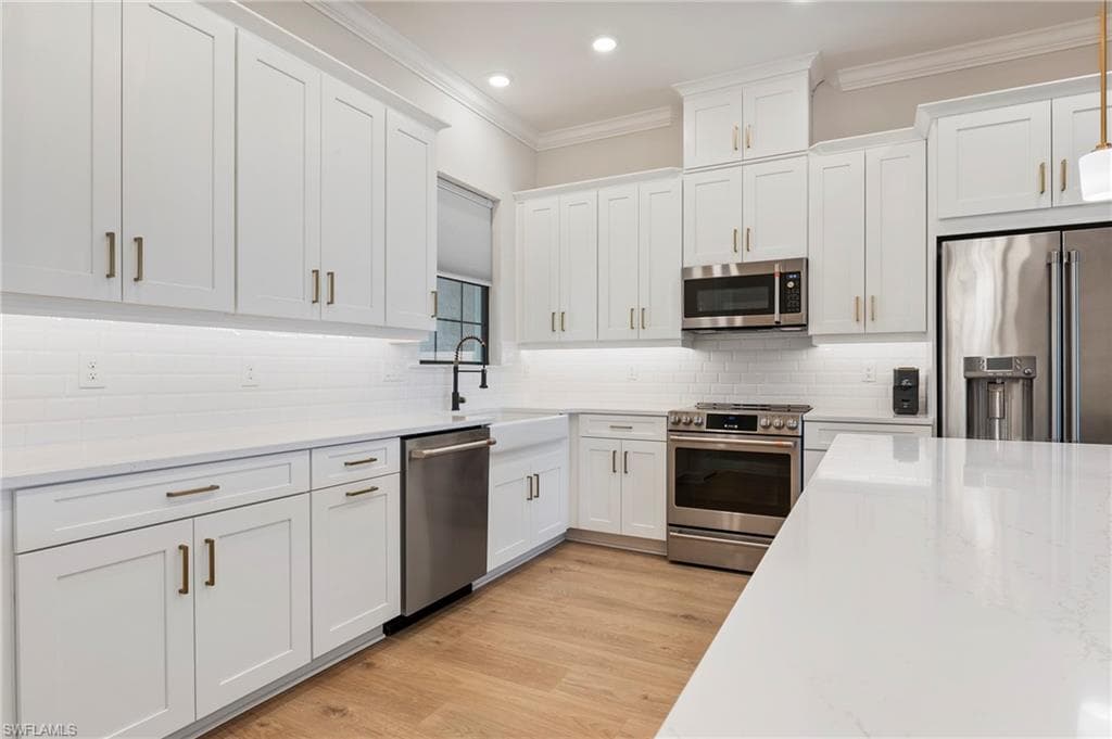 15328 Lucerna St 202, Naples, FL 34114-10