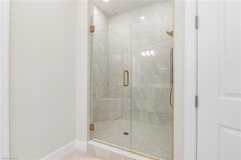 15328 Lucerna St 202, Naples, FL 34114-20
