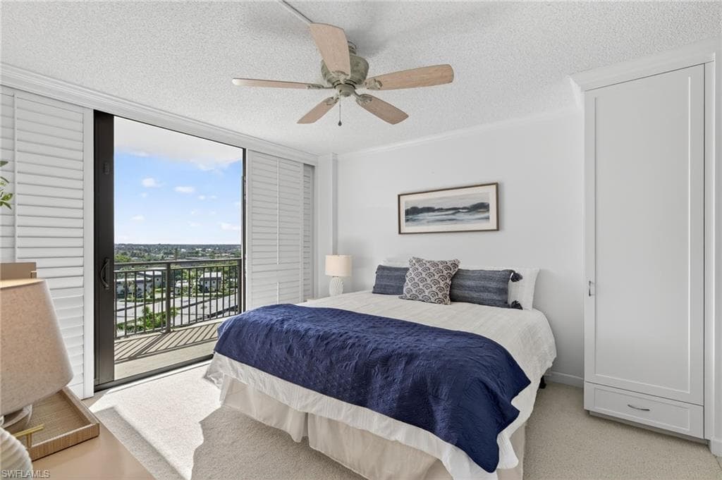 180 Seaview Ct 1002, Marco Island, FL 34145-9