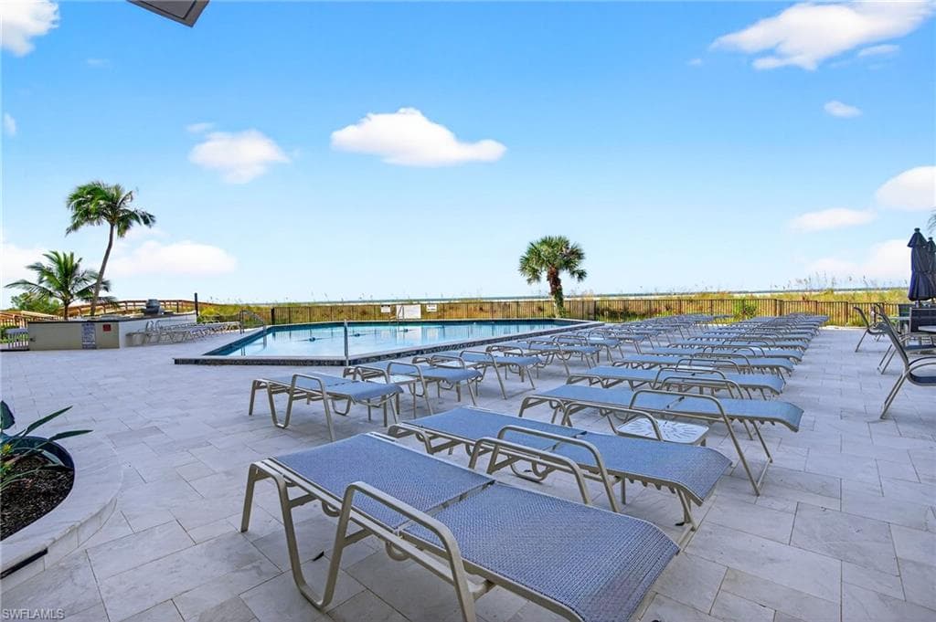 180 Seaview Ct 1002, Marco Island, FL 34145-24