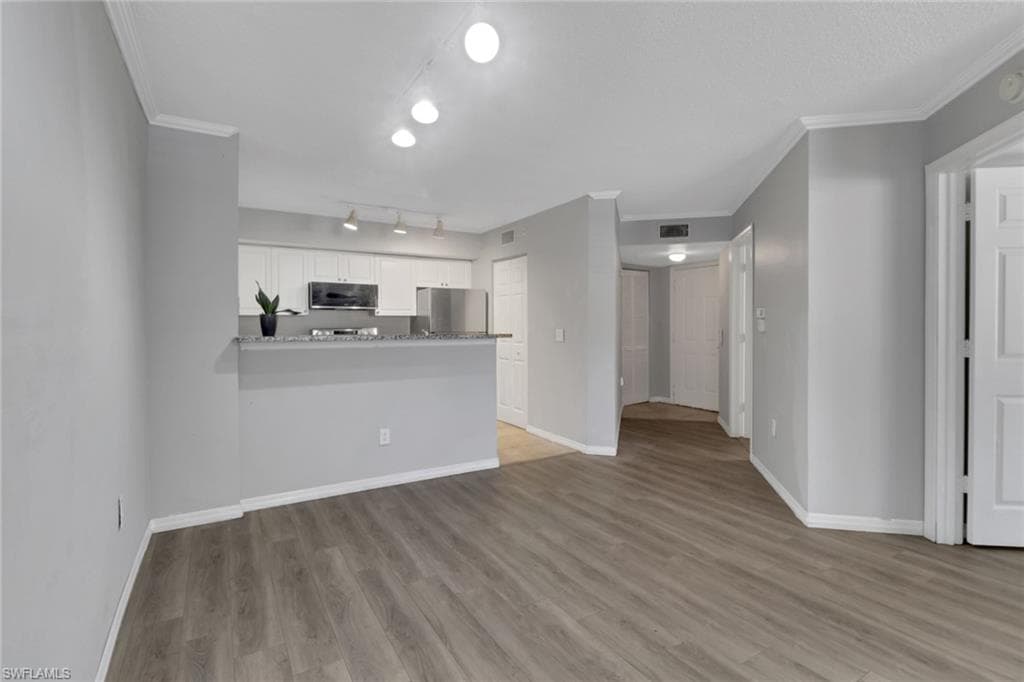 8659 River Homes Ln 1105, Bonita Springs, FL 34135-5