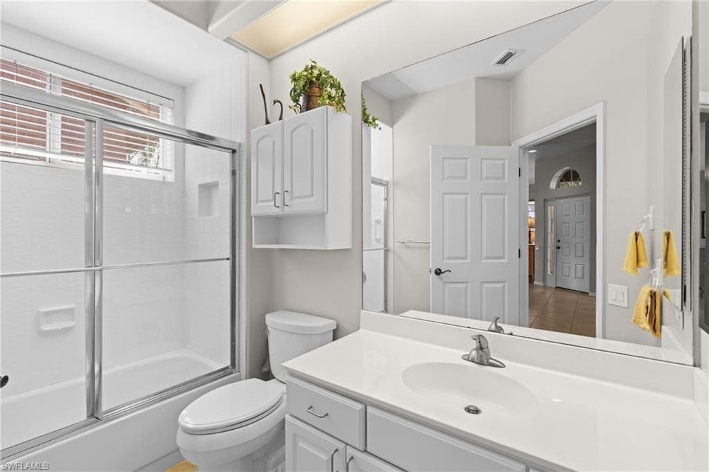 13610 Southampton Dr, Bonita Springs, FL 34135-17