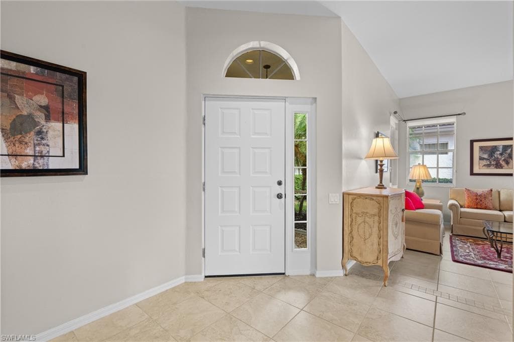 13610 Southampton Dr, Bonita Springs, FL 34135-5