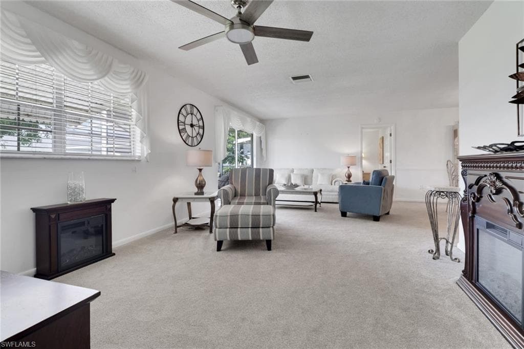 7032 Cedarhurst Dr, Fort Myers, FL 33919-12