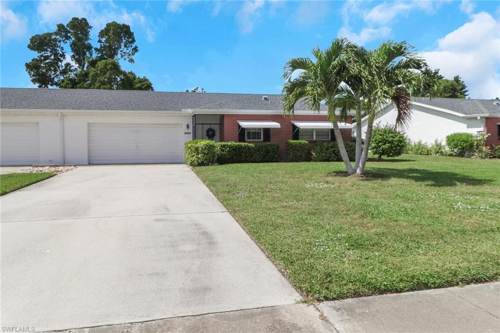 7032 Cedarhurst Dr, Fort Myers, FL 33919-2