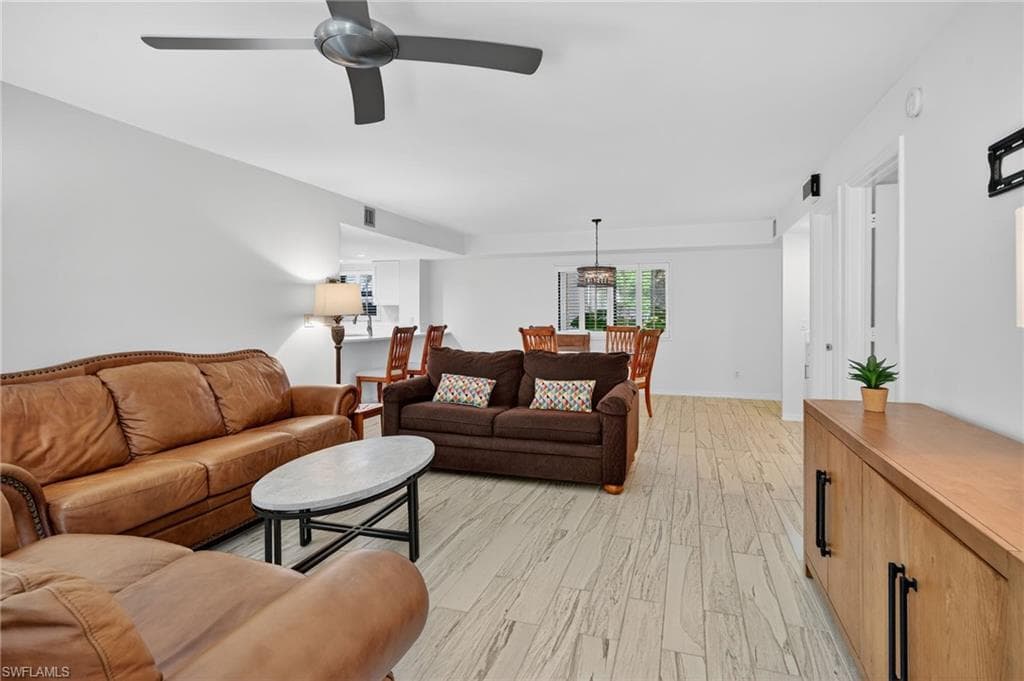 1637 Spoonbill Ln 1637a, Naples, FL 34105-11