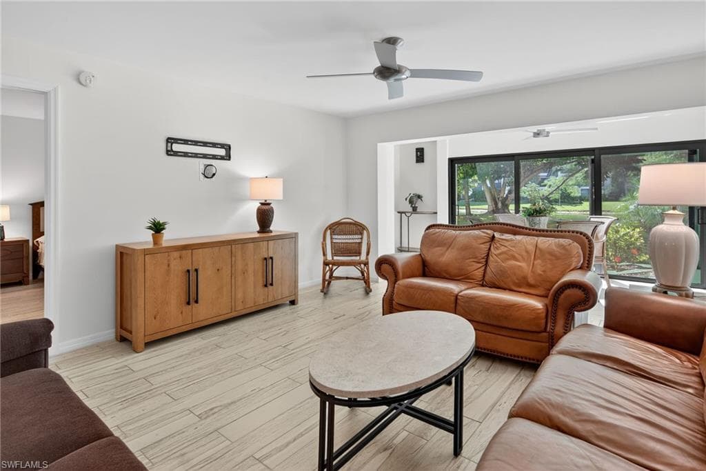 1637 Spoonbill Ln 1637a, Naples, FL 34105-14
