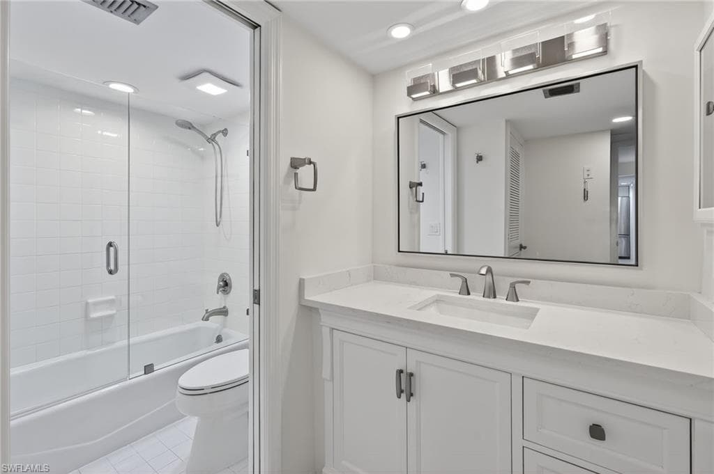 1637 Spoonbill Ln 1637a, Naples, FL 34105-17