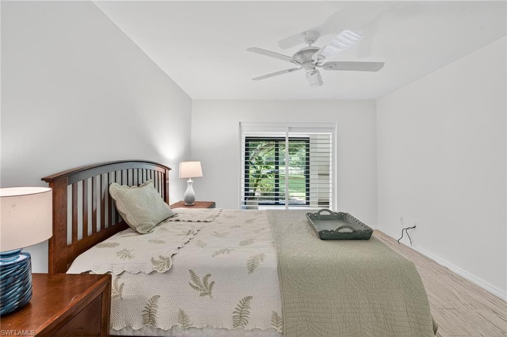 1637 Spoonbill Ln 1637a, Naples, FL 34105-20