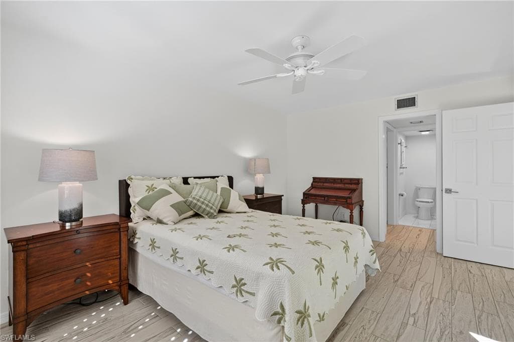 1637 Spoonbill Ln 1637a, Naples, FL 34105-24