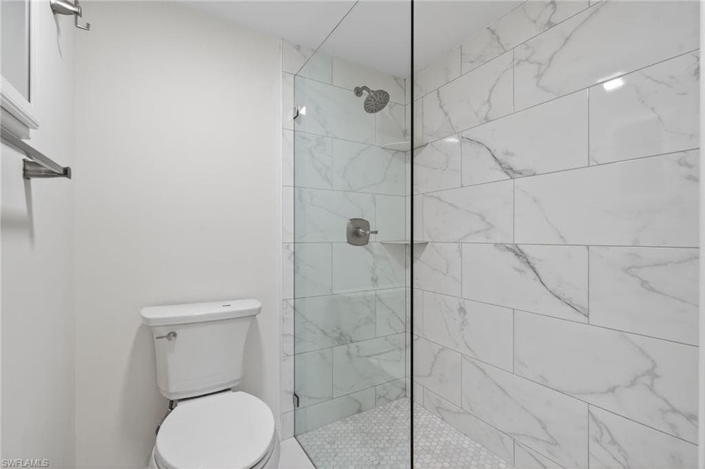 1637 Spoonbill Ln 1637a, Naples, FL 34105-26