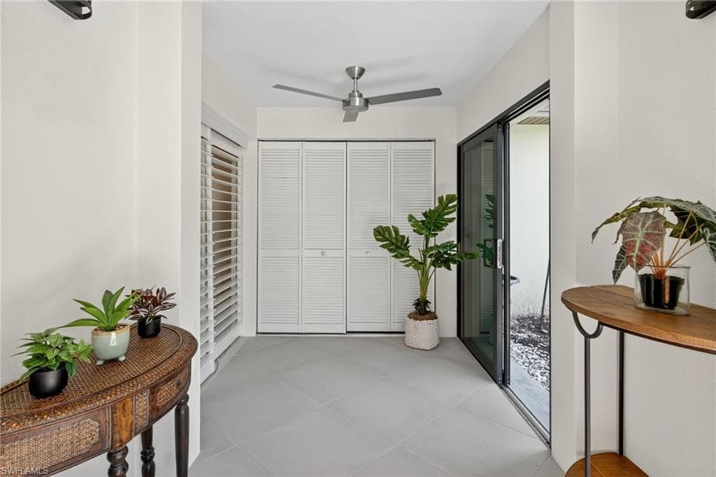 1637 Spoonbill Ln 1637a, Naples, FL 34105-30
