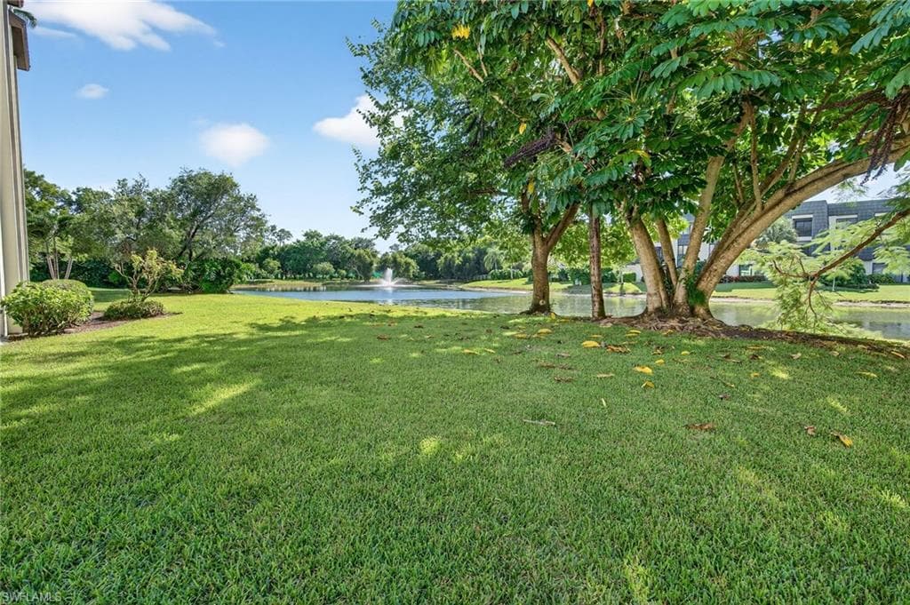 1637 Spoonbill Ln 1637a, Naples, FL 34105-34