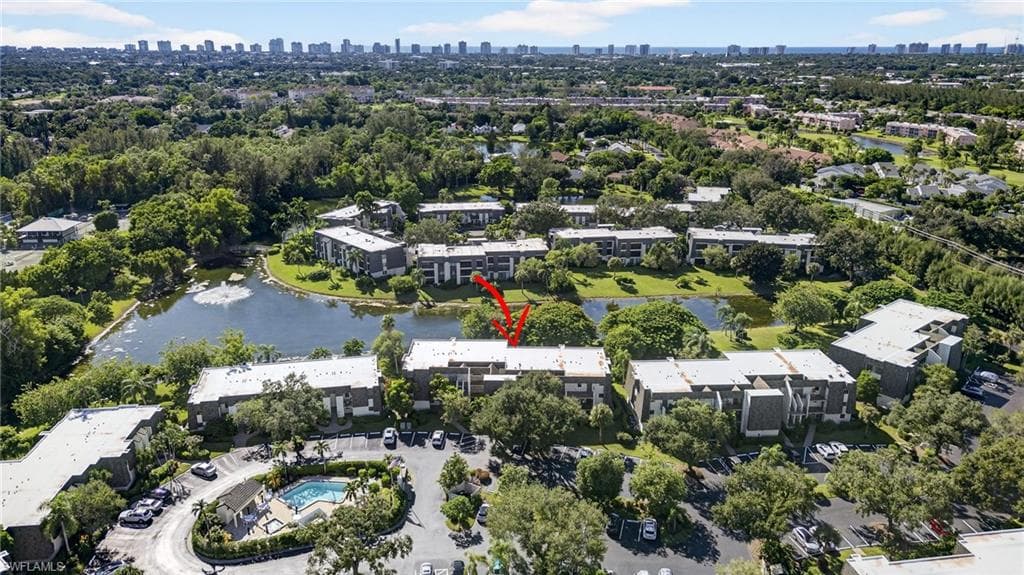 1637 Spoonbill Ln 1637a, Naples, FL 34105-38