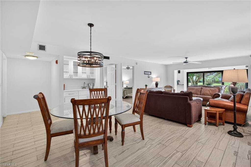 1637 Spoonbill Ln 1637a, Naples, FL 34105-4