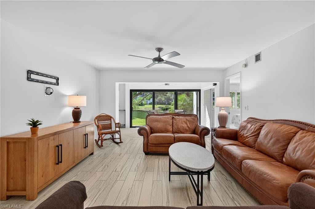 1637 Spoonbill Ln 1637a, Naples, FL 34105-5