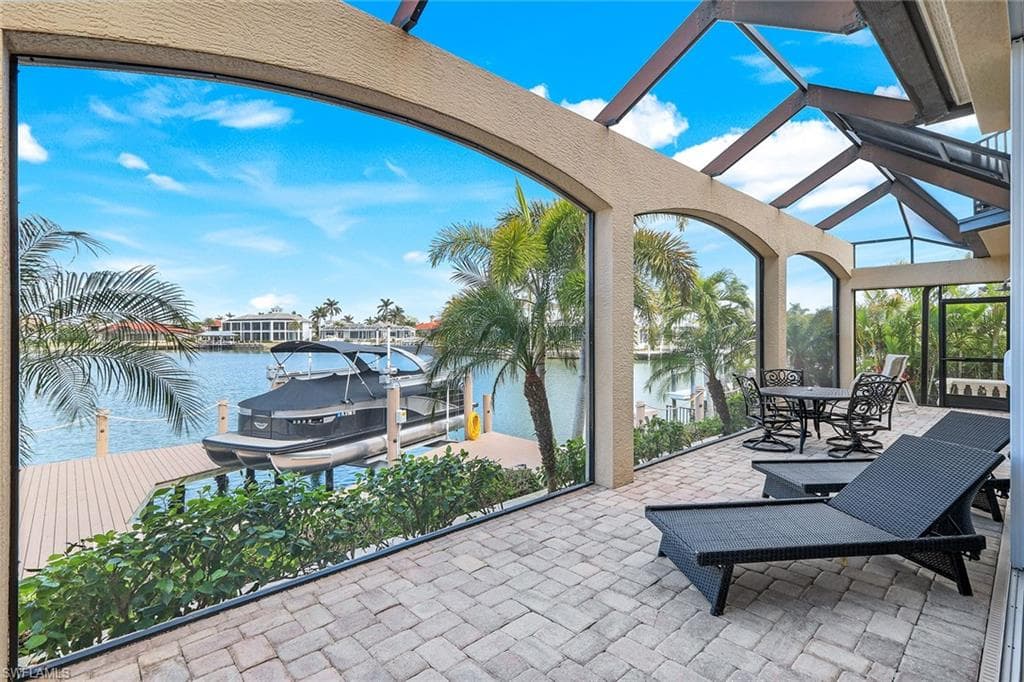 650 Rockport Ct, Marco Island, FL 34145-36