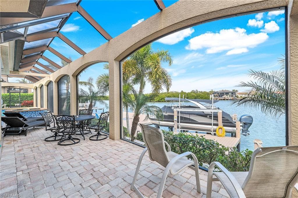 650 Rockport Ct, Marco Island, FL 34145-37