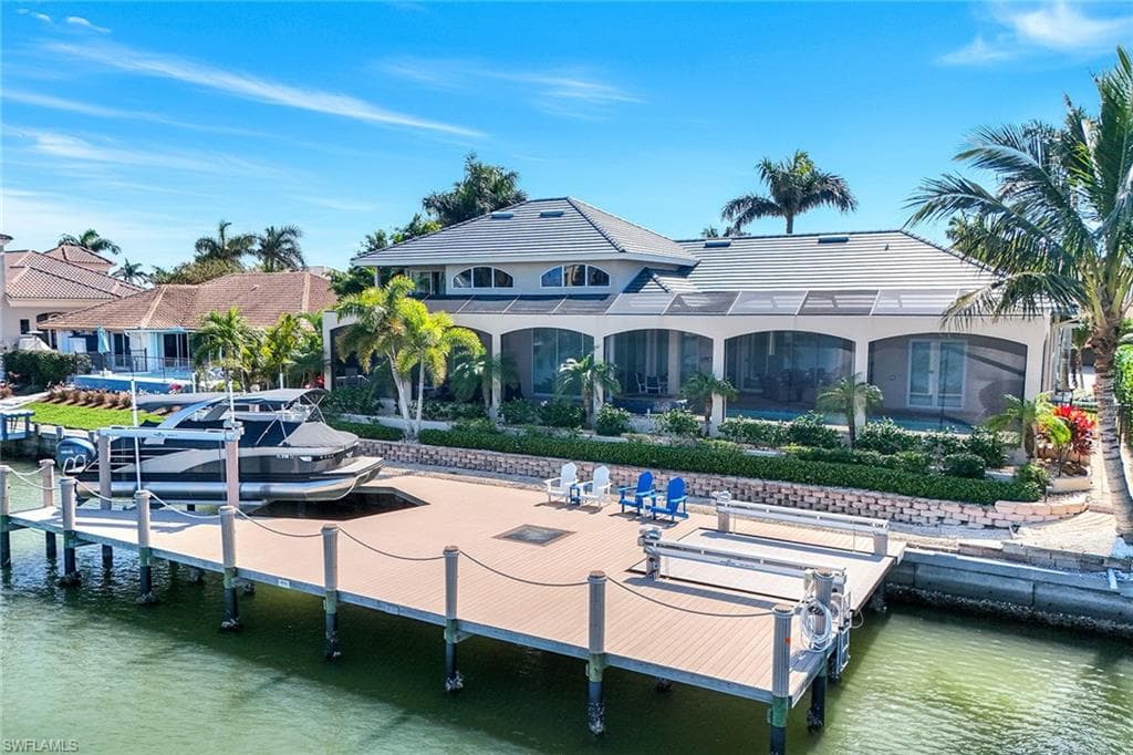 650 Rockport Ct, Marco Island, FL 34145-3