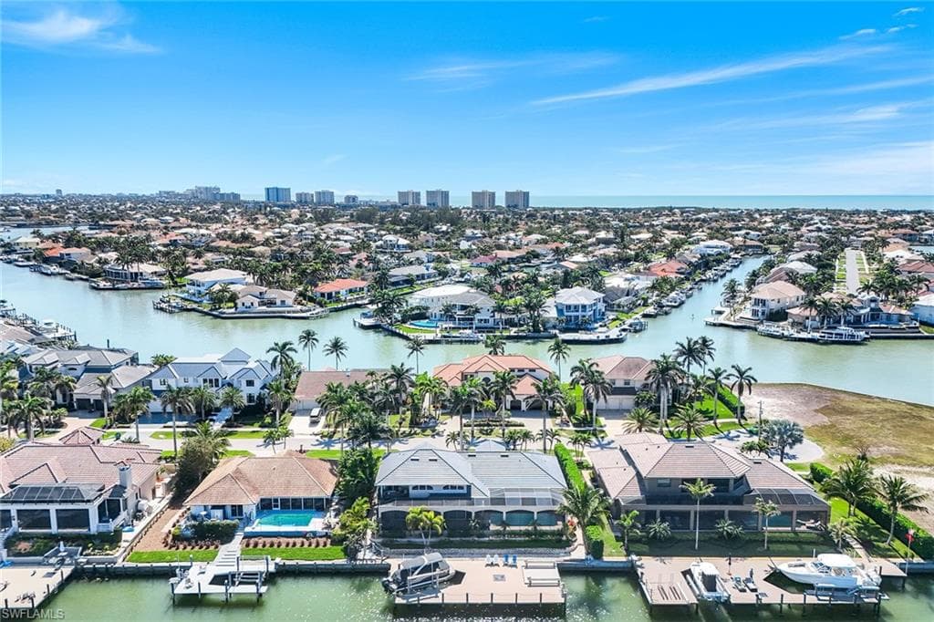 650 Rockport Ct, Marco Island, FL 34145-48